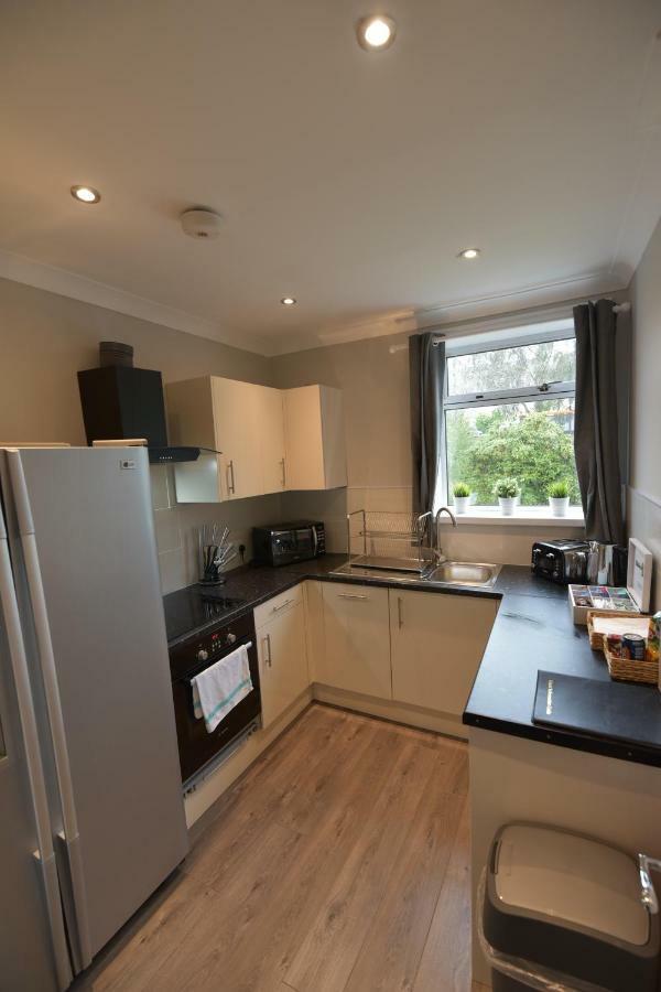 Sighthill 3 Bedrooms With Private Garden Edinburg Exteriör bild