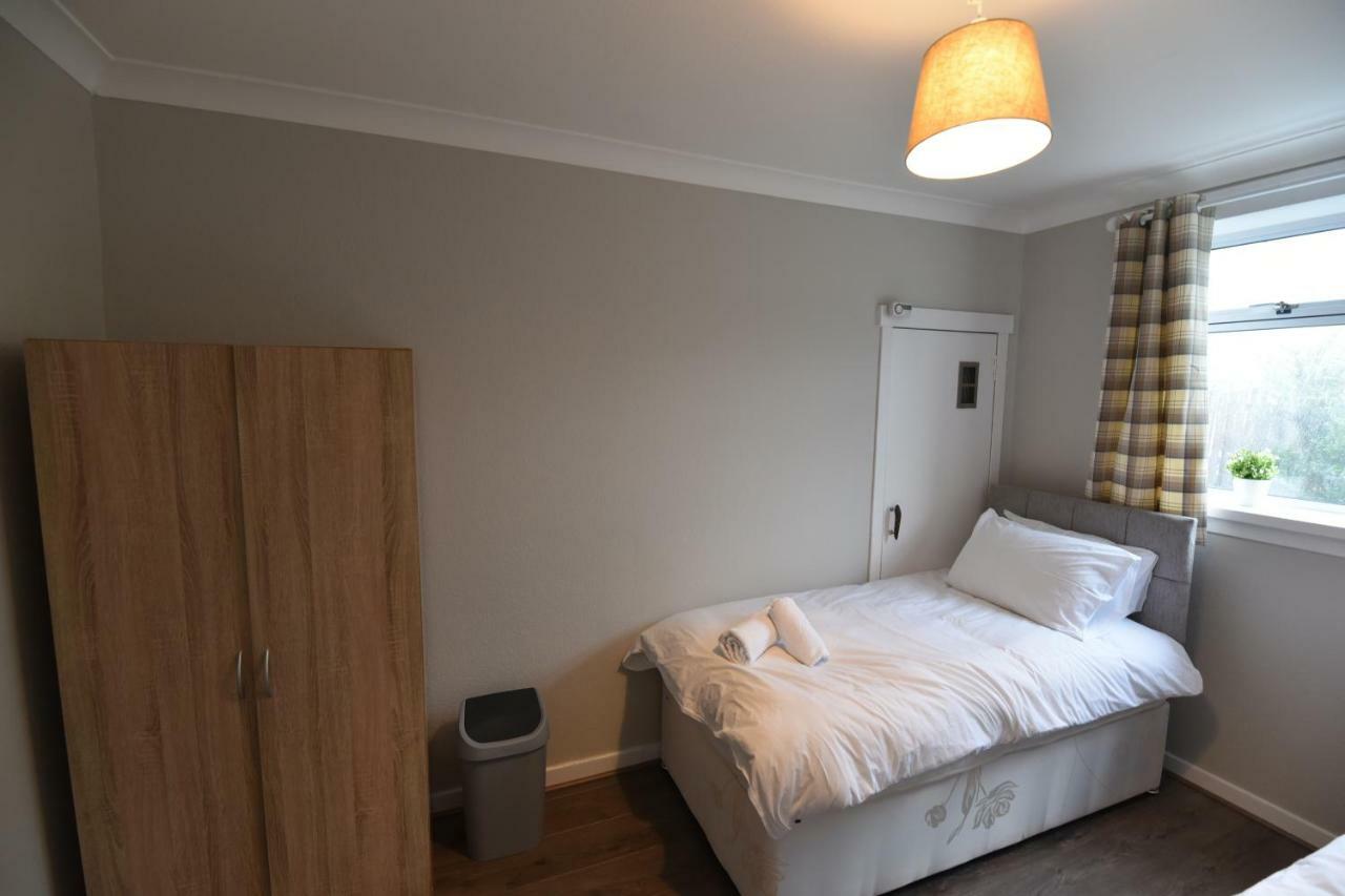 Sighthill 3 Bedrooms With Private Garden Edinburg Exteriör bild